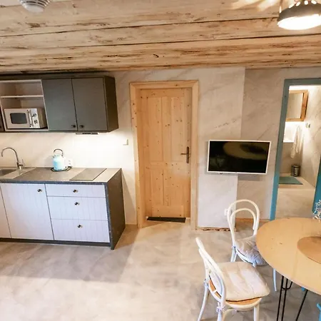 - Vinarstvi Hanus Guest house Blucina