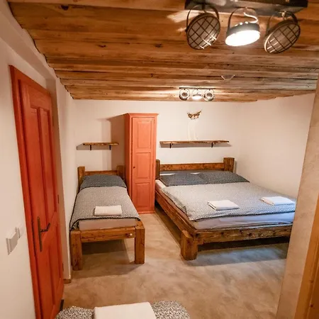 - Vinarstvi Hanus 3* Blucina
