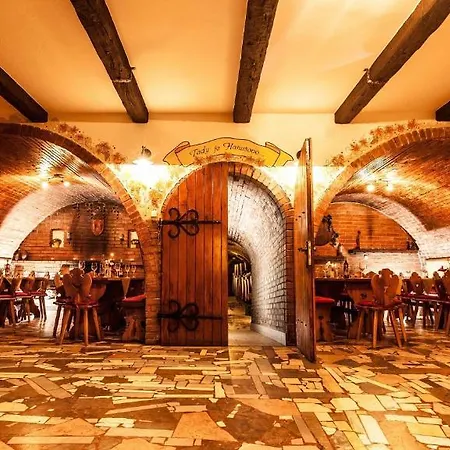 - Vinarstvi Hanus Maison d'hôtes Blučina