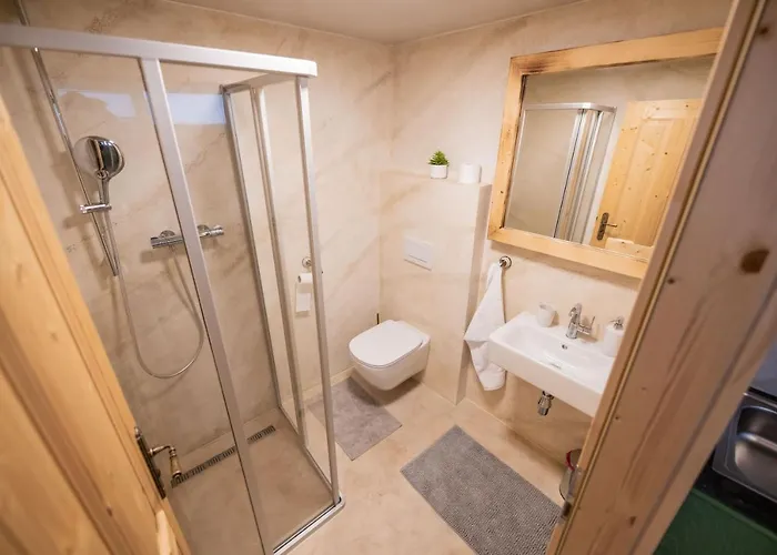 - Vinarstvi Hanus Guest house Blucina