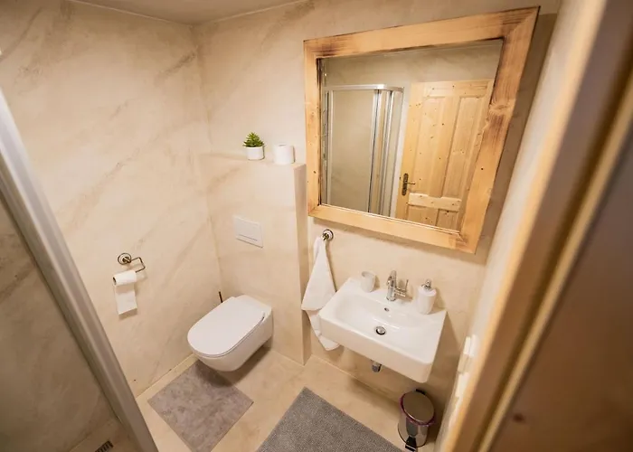- Vinarstvi Hanus Guest house 3*