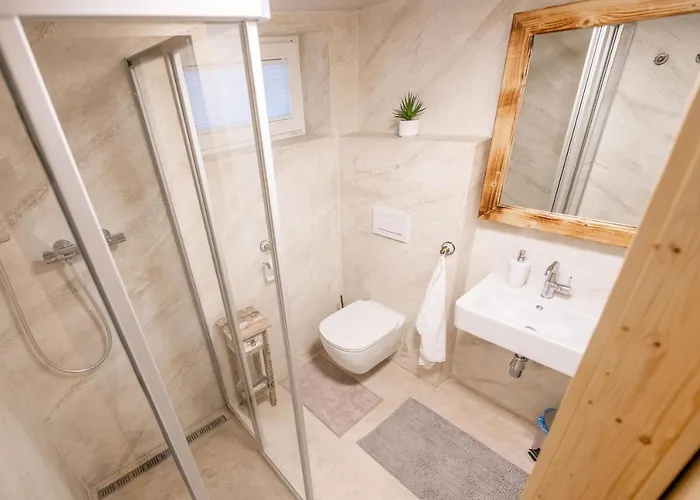 - Vinarstvi Hanus 3* Blucina